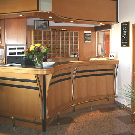 Hotel Parqeo Im A66 ゲルンハウゼン エクステリア 写真