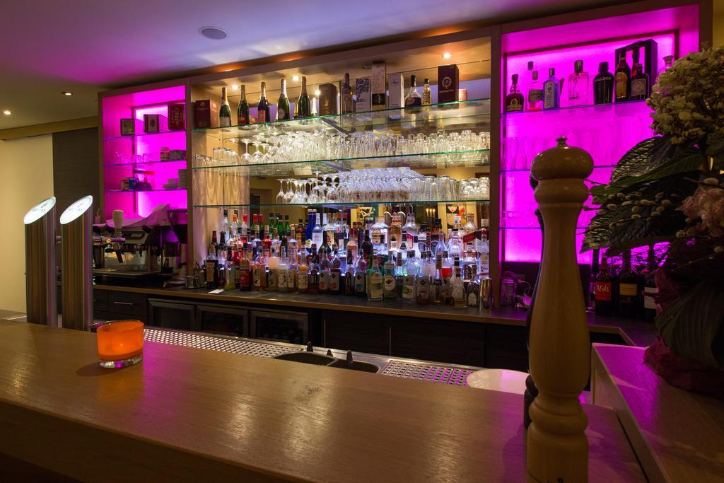 Hotel Parqeo Im A66 ゲルンハウゼン エクステリア 写真